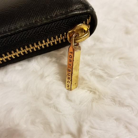 SOLD!!! Tory Burch Robinson Wallet - Picture 5 of 6